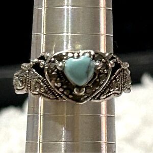 Cute little ol  Heart shaped turqouise ring shape size 6.5-7